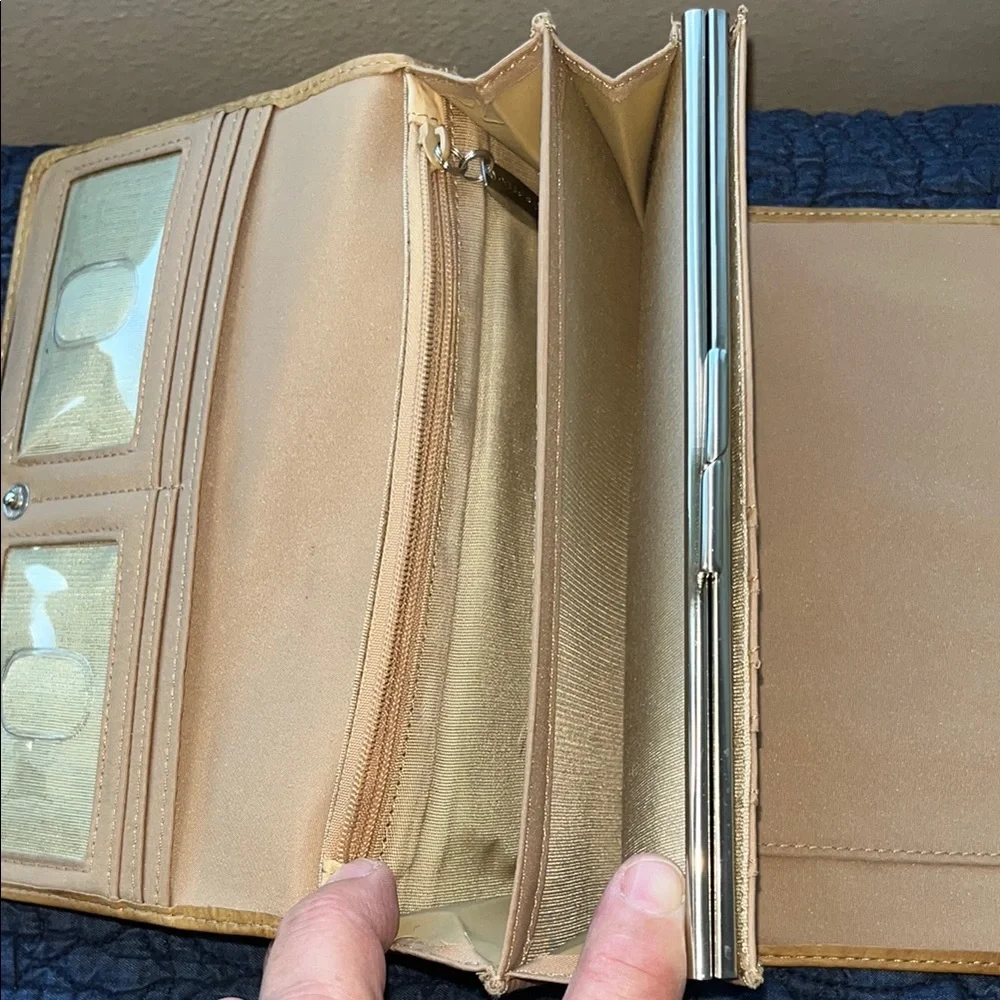 Pelle Studio Tan Wallet with‎ Silver Detail